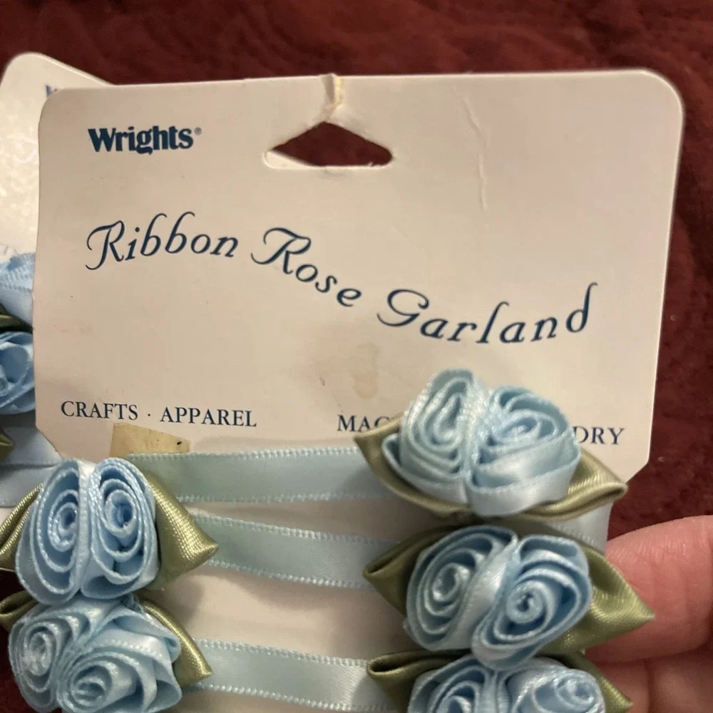 VTG Wrights Ribbon Roses For Sewing/Crafts, NOC New Old Stock Blue‎ / Green